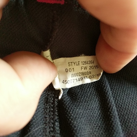 Under Armour shorts black/pink medium - Picture 3 of 4